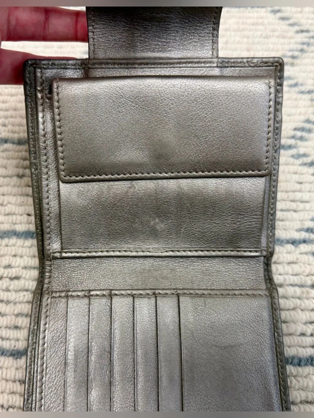 GUCCI Metallic Grey Signature GuccissimaGG Monogram Leather Bifold French Wallet - Picture 12 of 16
